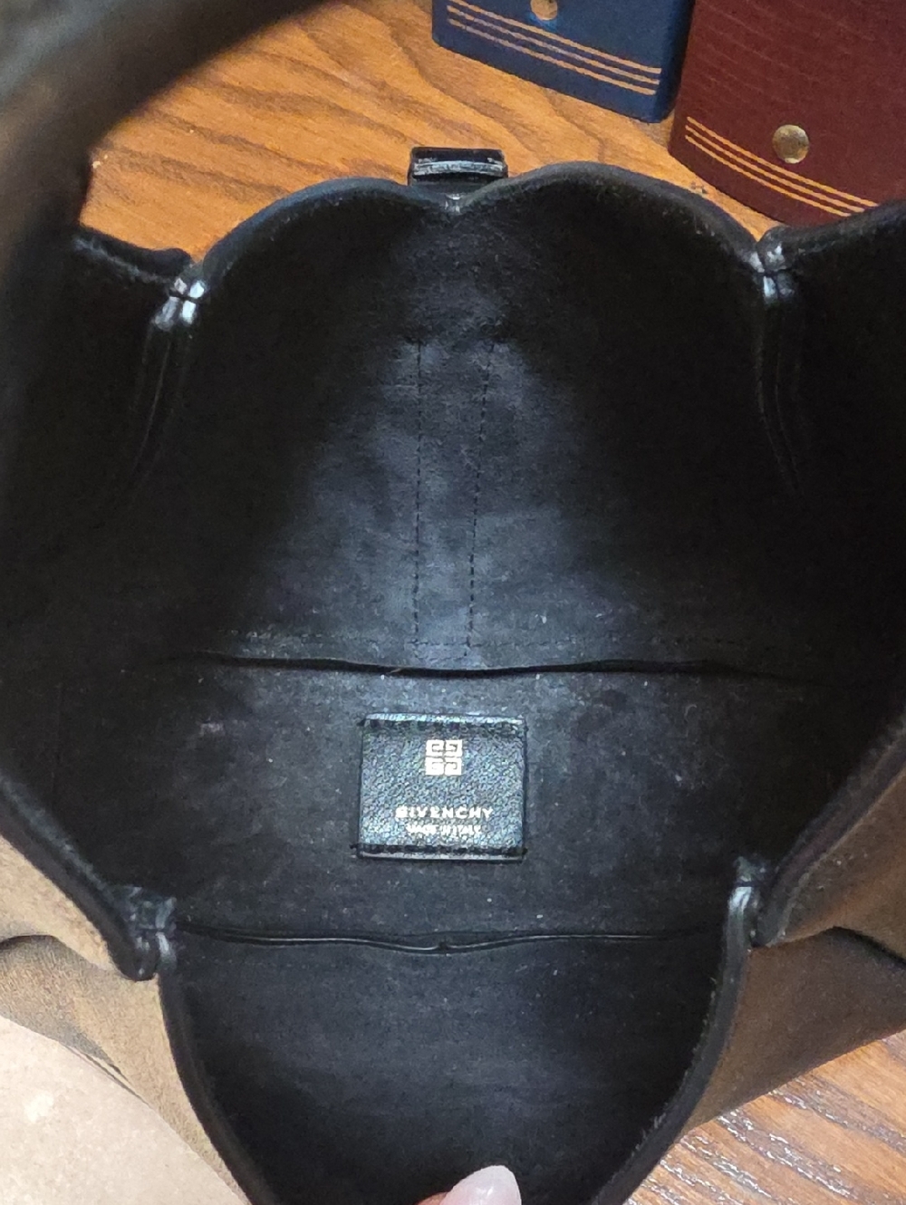 Givenchy G-lock Black Leather Mini Bag - Picture 4 of 8